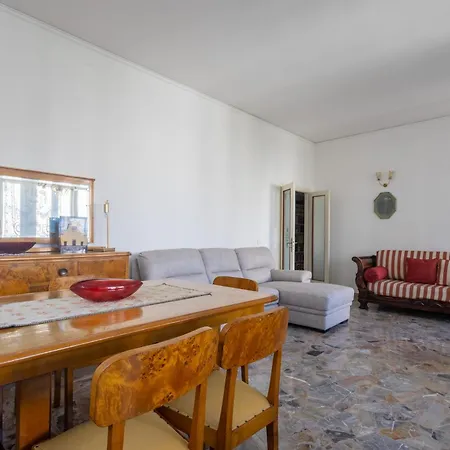 Gordigiani Apartment Florence